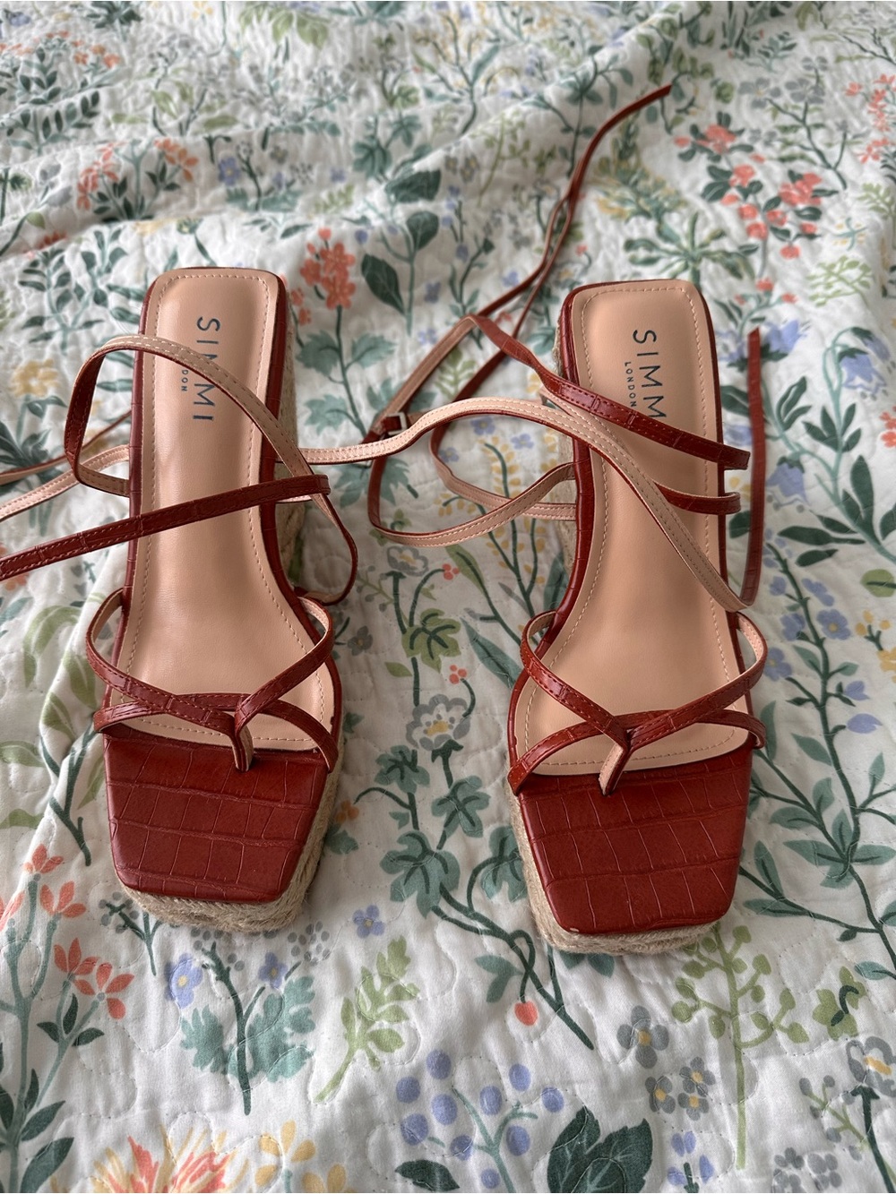 Women's Rust Red Strappy Square-Toe Heeled Sandals